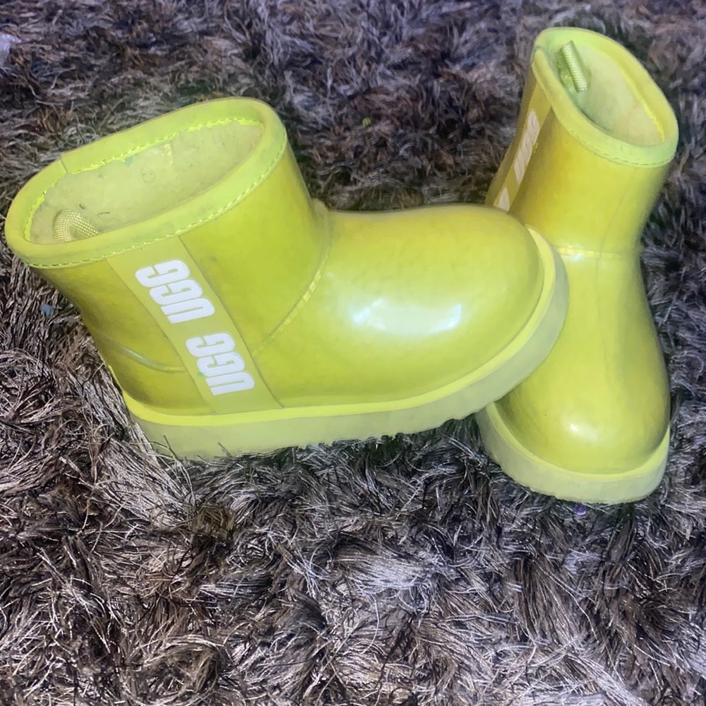 Toddler Uggs.